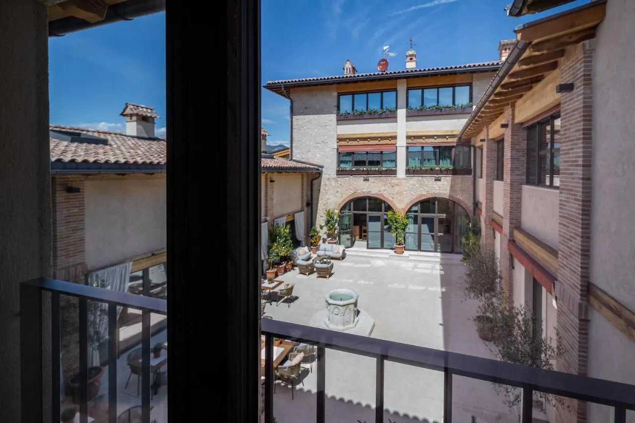 Conti Thun Wine Resort Puegnago del Garda Italy