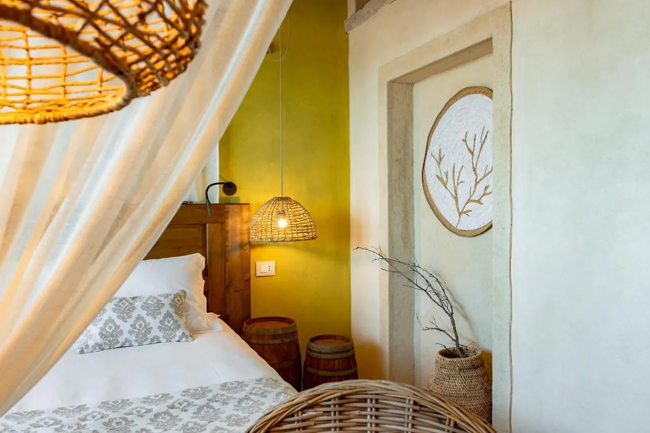 Conti Thun Wine Resort Puegnago del Garda 0*,  Italy