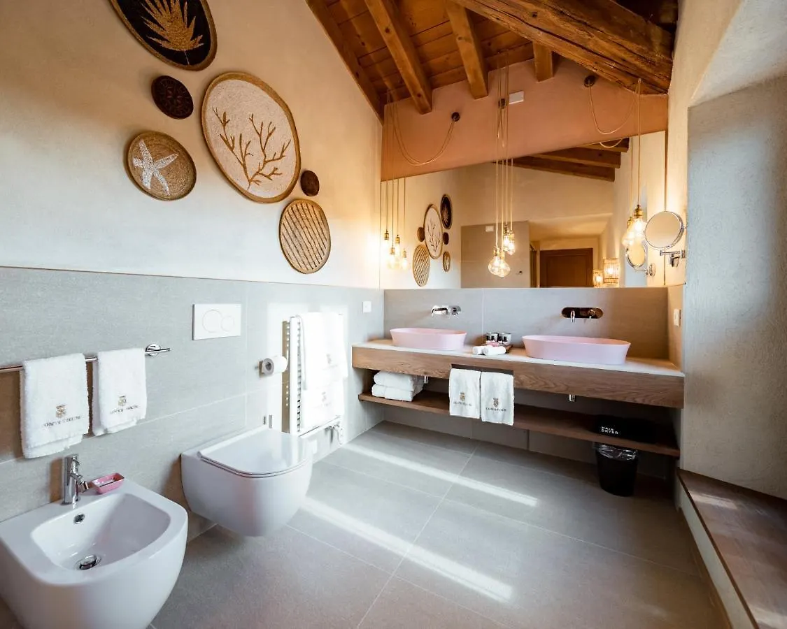 Conti Thun Wine Resort Puegnago del Garda 0*,  Italy
